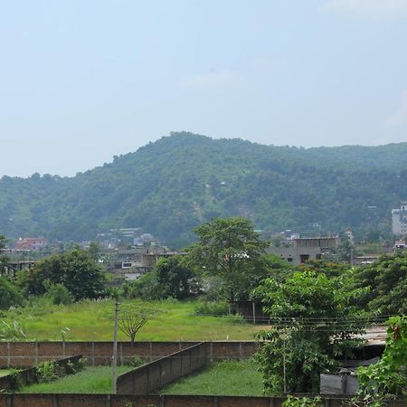 Hotel Krishna Shree Residency Guwahati Exterior foto